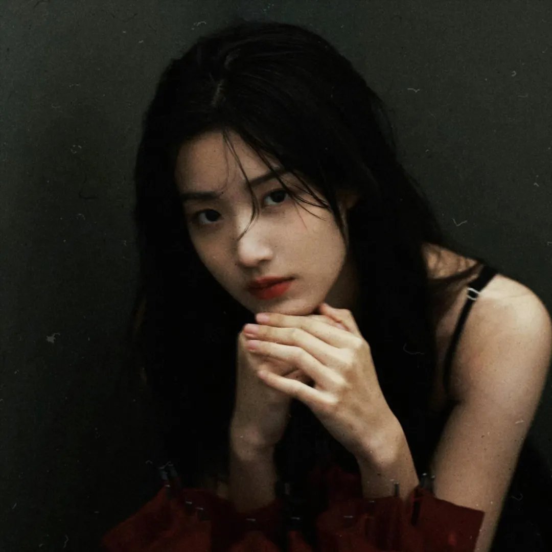 危机中的女人